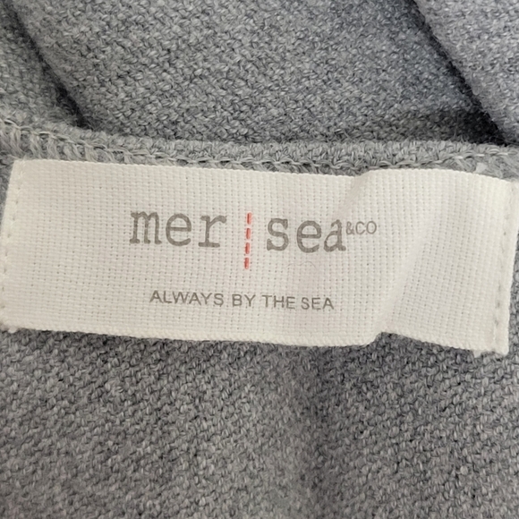Mer-Sea NWT Fog Gray Travel Wrap With Matching Bag. - Picture 8 of 16